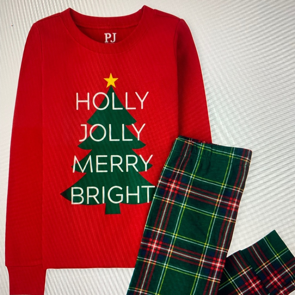 girl's CHRISTMAS PAJAMAS
